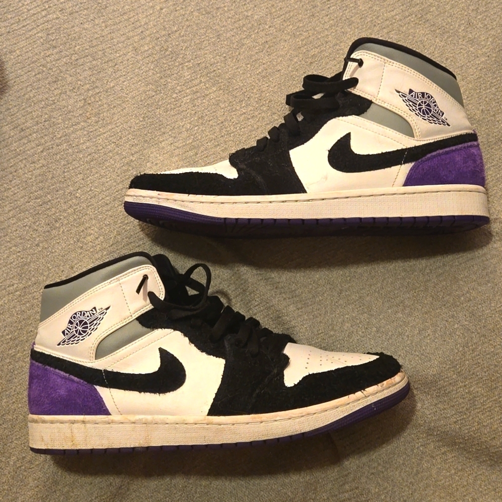 Jordan 1 size 11 mid purple, black white